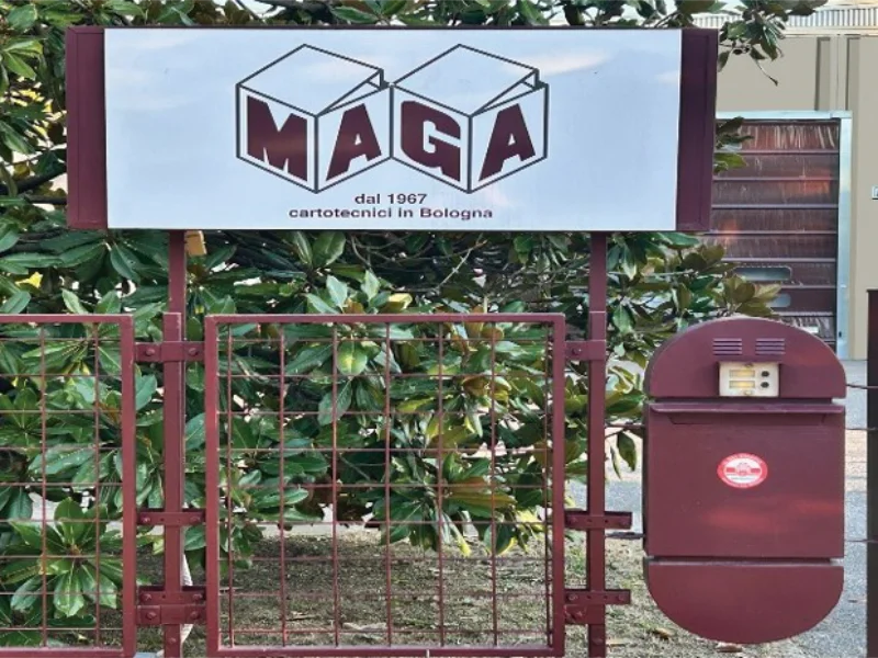 formatura-e-incollaggio-per-packaging